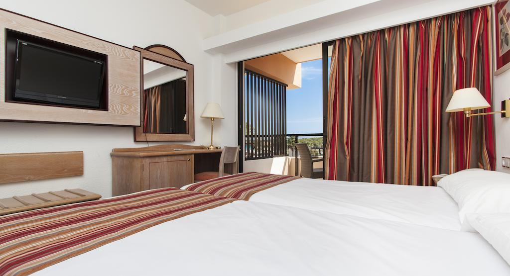 Hotel Sumba كالا مييور الغرفة الصورة
